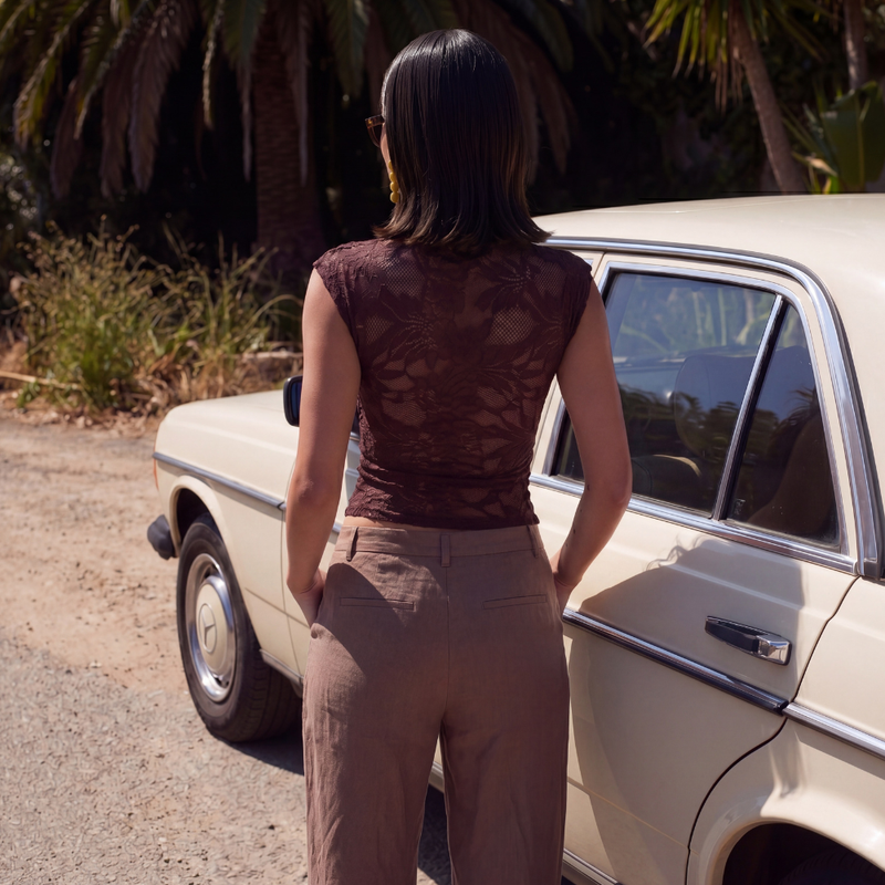 Sleeveless Lace Top - brown