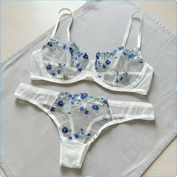 Calyra Rose Set – white blue